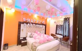 Hotel Pearl Crown
